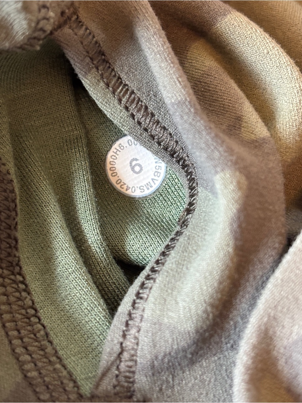 lululemon camouflage crop leggings - Picture 4 of 4